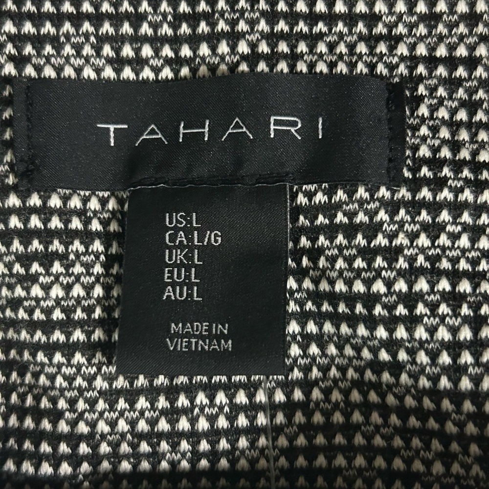 Tahari Monochrome Knit Dress - Picture 4 of 4